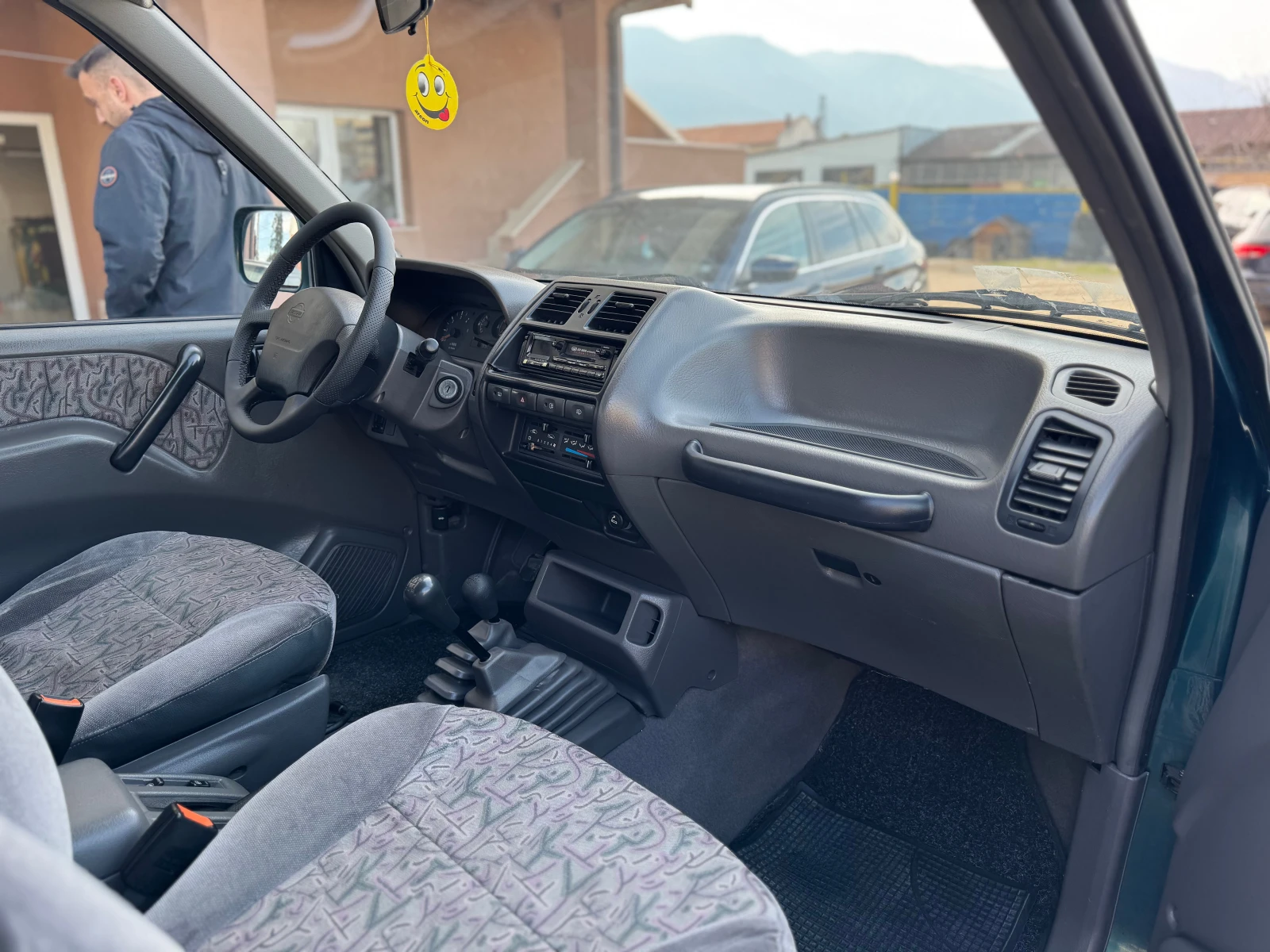 Nissan Terrano 2.7TD* KLIMATIK - изображение 9