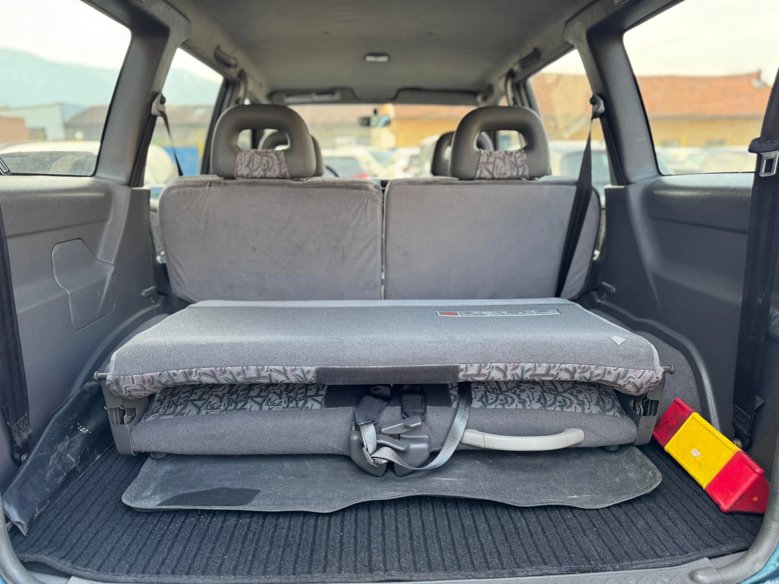 Nissan Terrano 2.7TD* KLIMATIK, снимка 17 - Автомобили и джипове - 53784254