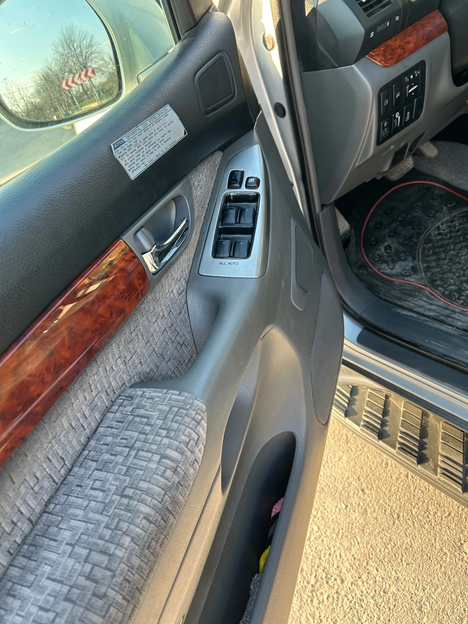 Toyota Land cruiser 120, снимка 15 - Автомобили и джипове - 53900650