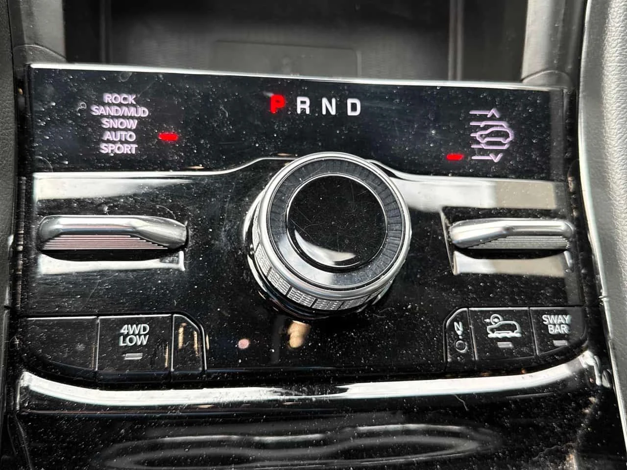 Jeep Grand cherokee * Trailhawk * CARFAX * ЦЕНА ДО БГ, снимка 13 - Автомобили и джипове - 53998899