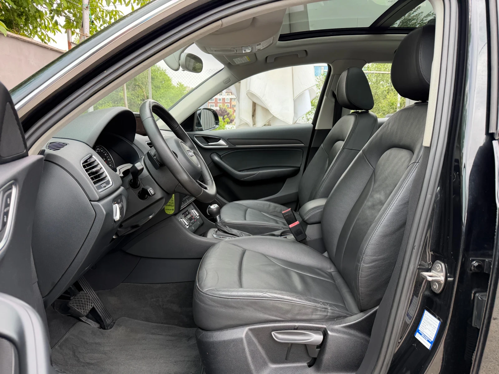 Audi Q3 2.0TDI Quattro S-Tronic Led, снимка 8 - Автомобили и джипове - 54882612