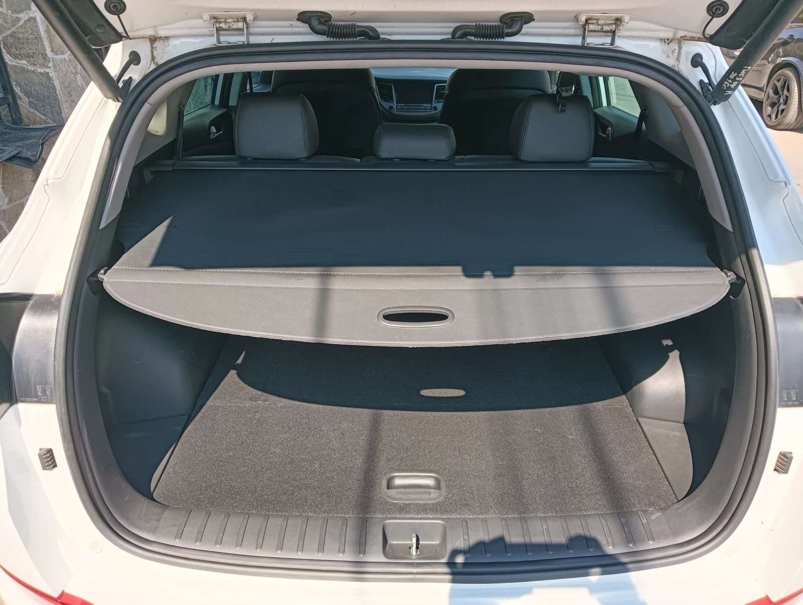 Hyundai Tucson 1.6 T-GDI , снимка 17 - Автомобили и джипове - 55727288