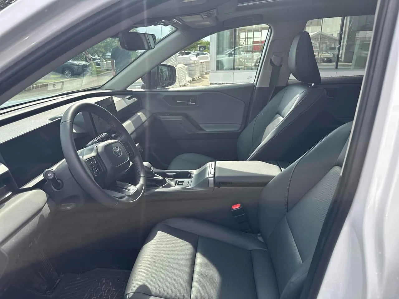 Toyota Rav4 * AWD * CARFAX * ОПЦИЯ ЗА ФИНАНСИРАНЕ, снимка 11 - Автомобили и джипове - 55785421