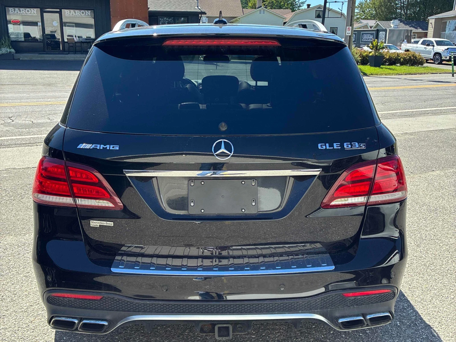 Mercedes-Benz GLE 63 S AMG * CARFAX * 360 КАМЕРА * ОБДУХВАНЕ * АВТОКРЕДИТ, снимка 4 - Автомобили и джипове - 55906238