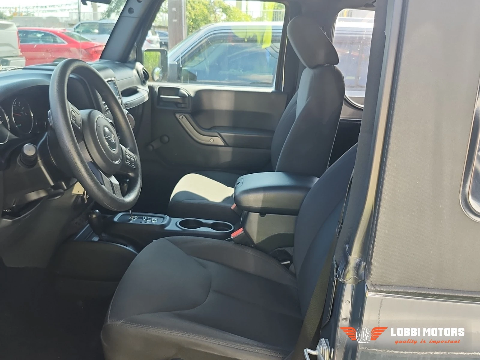 Jeep Wrangler, снимка 3 - Автомобили и джипове - 55955738