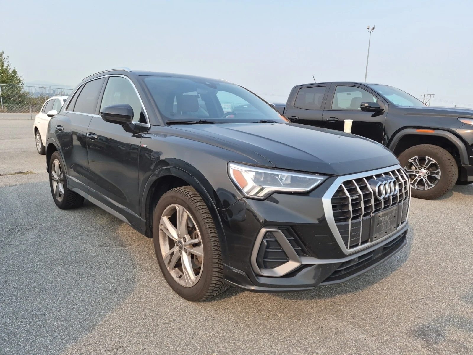 Audi Q3 * TECHNIK * DISTRONIC* 360* , снимка 2 - Автомобили и джипове - 56082918