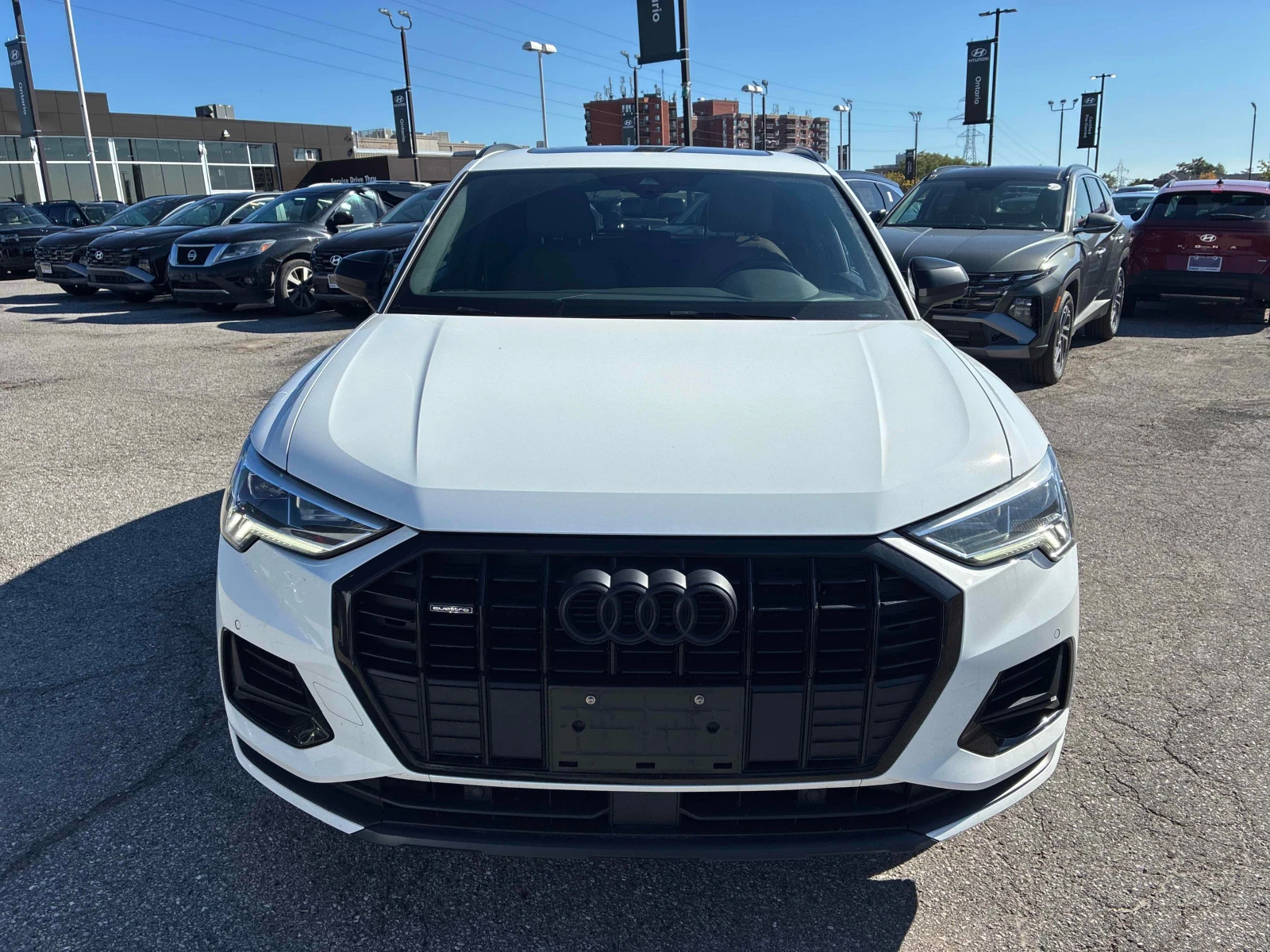 Audi Q3, снимка 6 - Автомобили и джипове - 56588113