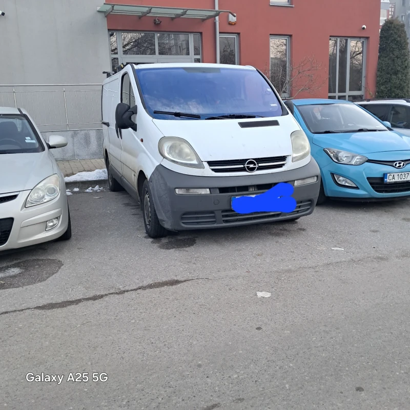 Opel Vivaro, снимка 2 - Бусове и автобуси - 48622035