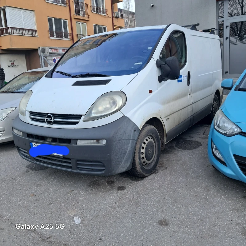 Opel Vivaro, снимка 3 - Бусове и автобуси - 48622035