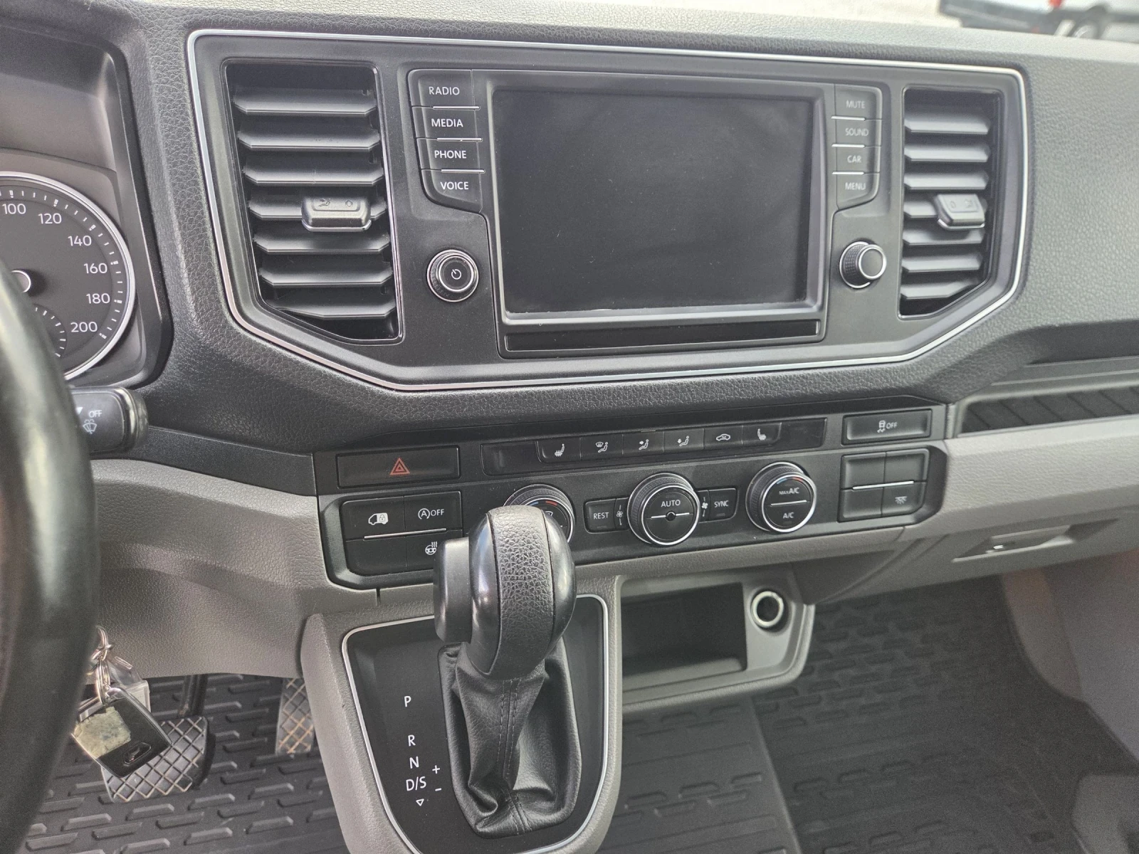 Man TGE 3.180, ХЛАДИЛЕН, Автоматик, Клима, Нави, LED, снимка 11 - Бусове и автобуси - 54487775