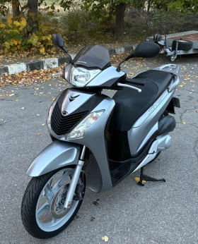 Обява за продажба на Honda Sh ~2 500 лв. - изображение 1