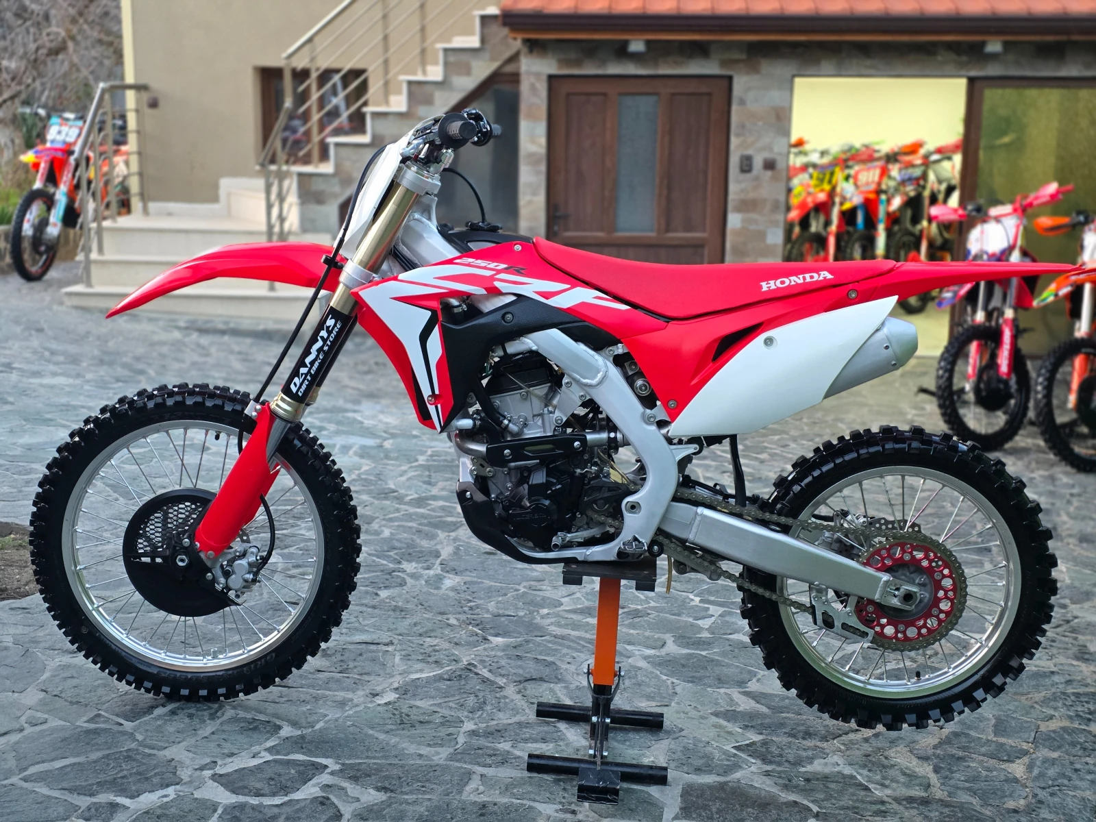 Honda Crf 250💥ЛИЗИНГ💥СТАРТЕР, снимка 12 - Мотоциклети и мототехника - 53407319