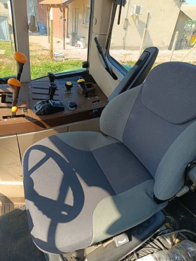 Трактор John Deere 6320, снимка 6 — Bazar.bg Трактор John Deere 6320, снимка 6