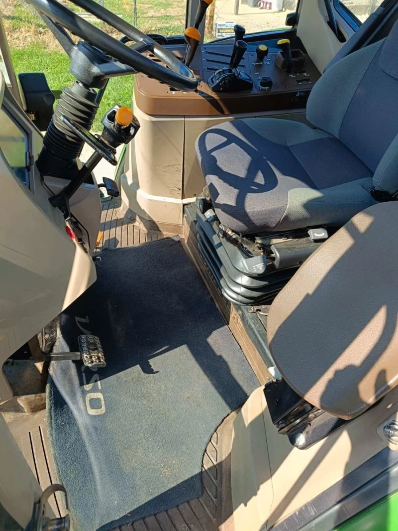 Трактор John Deere 6320, снимка 5 - Селскостопанска техника - 52773303