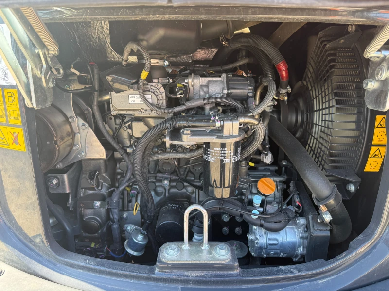 Багер Hitachi ZX 48 U-6, снимка 7 - Индустриална техника - 52422191