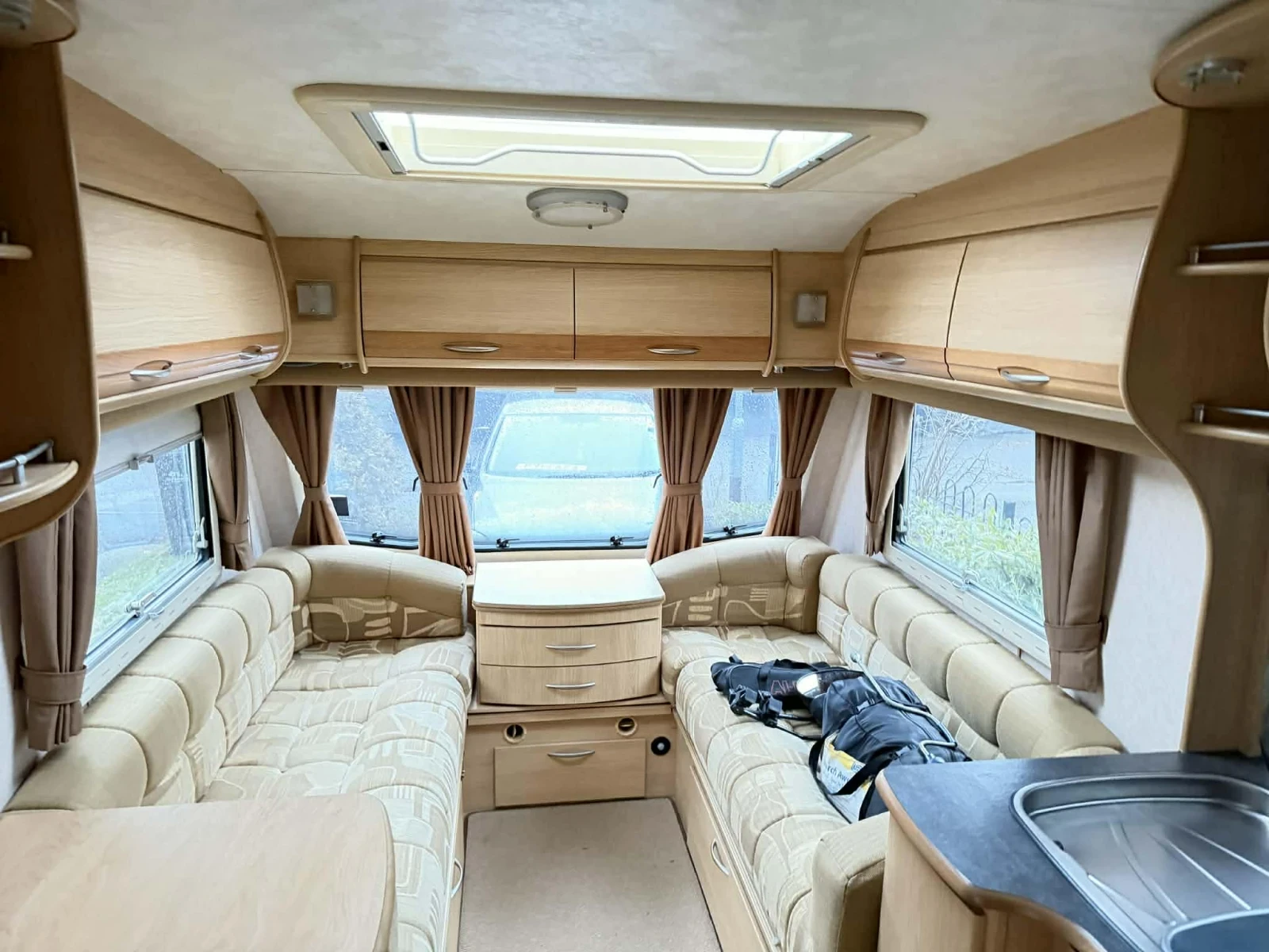 Каравана Coachmen Pastiche 460/2, снимка 9 - Каравани и кемпери - 53829853