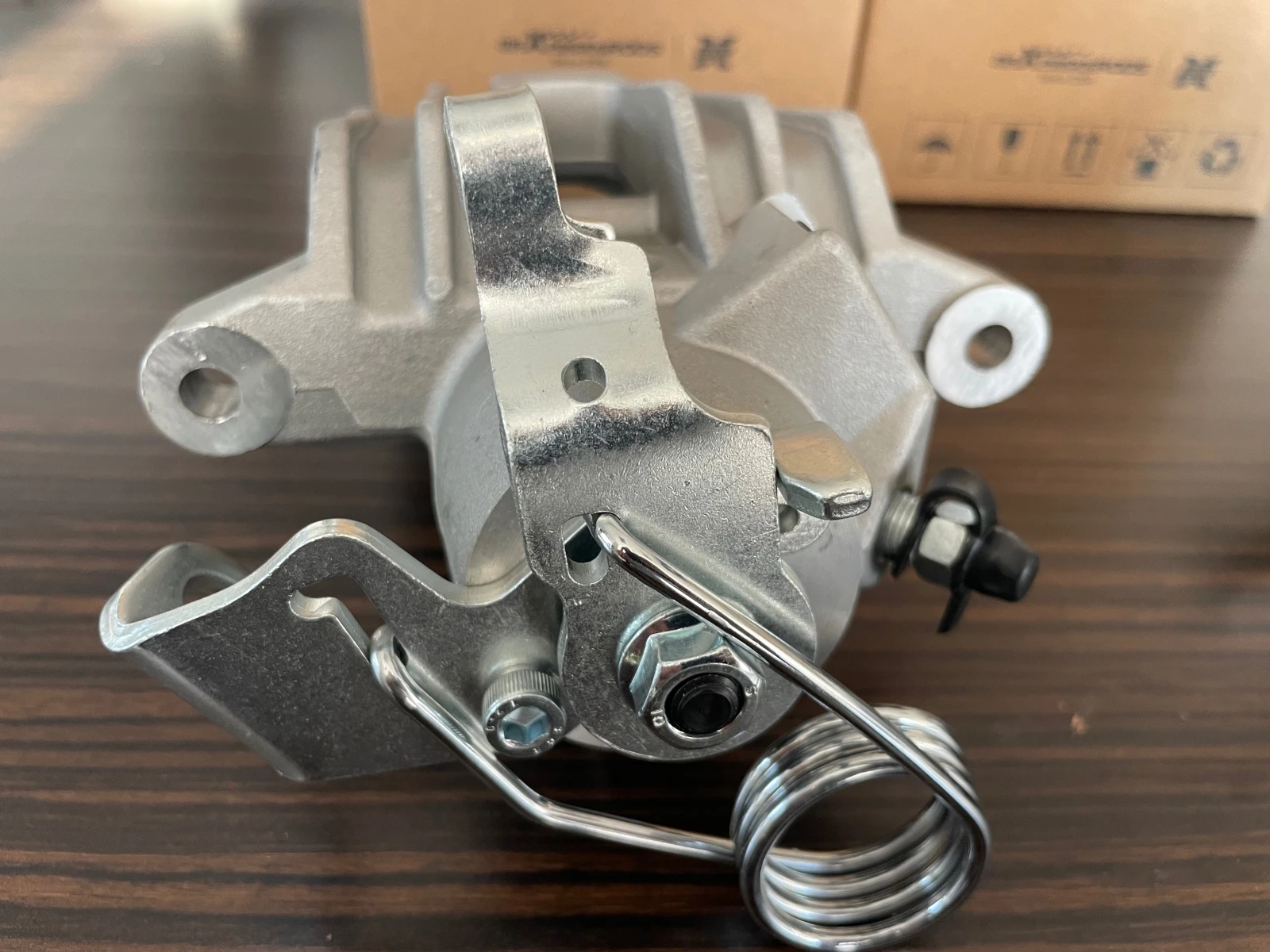 Спирачни апарати Audi A3 Golf 4 Seat Skoda, снимка 15 - Части - 50801441