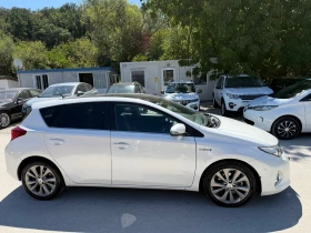 Toyota Auris 1.8 HYBRID - 99к.с., снимка 6