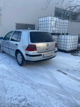 VW Golf 1.6 Газ , снимка 9