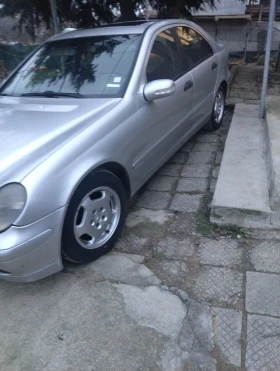 Mercedes-Benz C 220 - 1780 € / 3481.38 лв. - 43975844 3