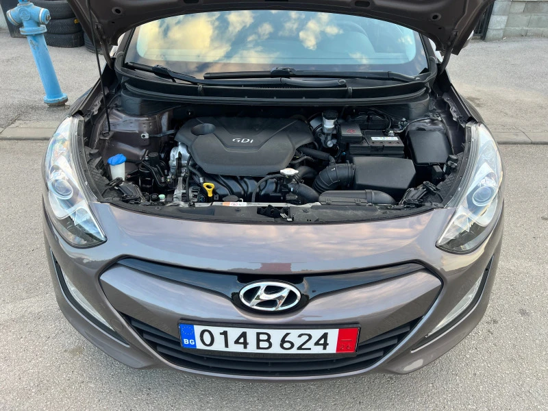 Hyundai I30 1.6i АВТОМАТ ШВЕЙЦАРИЯ, снимка 6 - Автомобили и джипове - 46751309