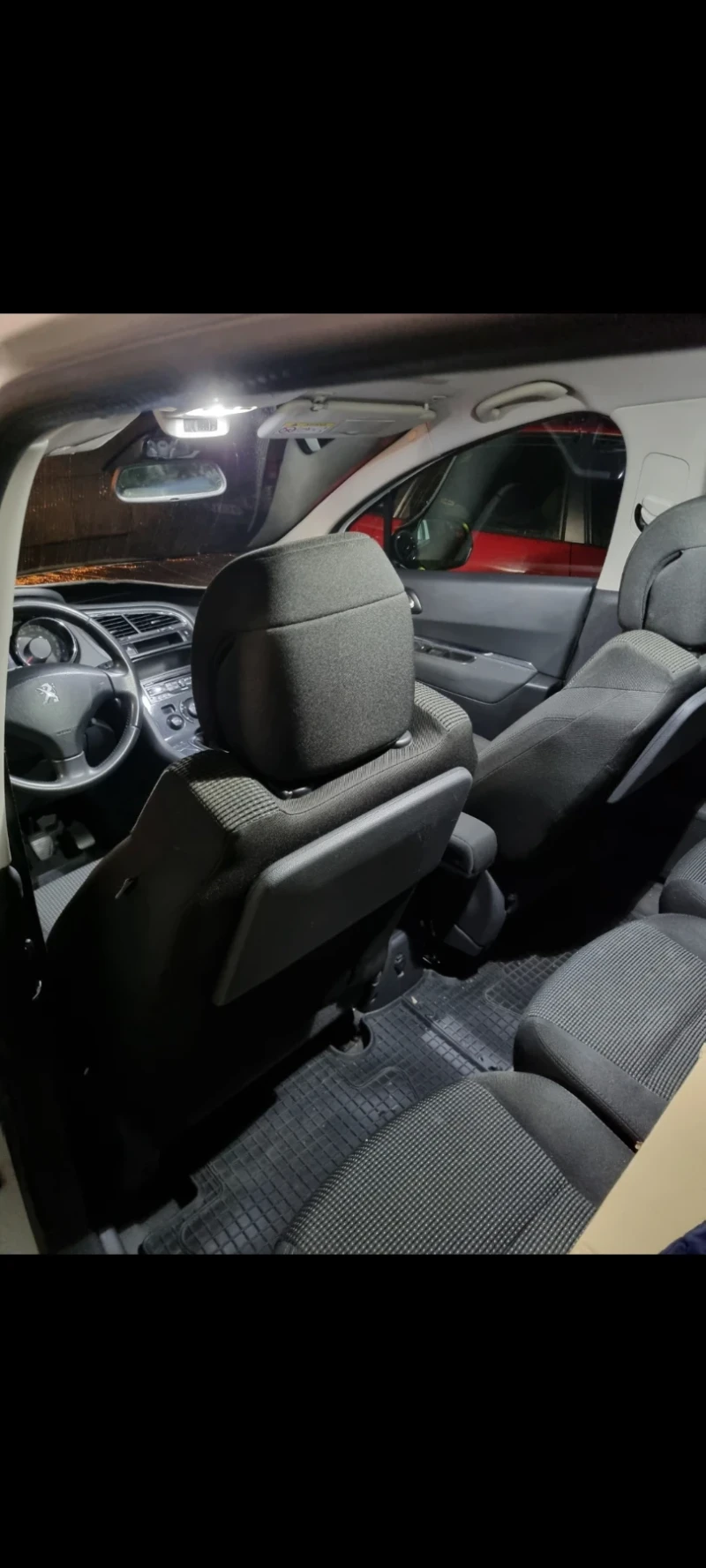 Peugeot 5008 1.6hdi 114, снимка 16 - Автомобили и джипове - 47789723