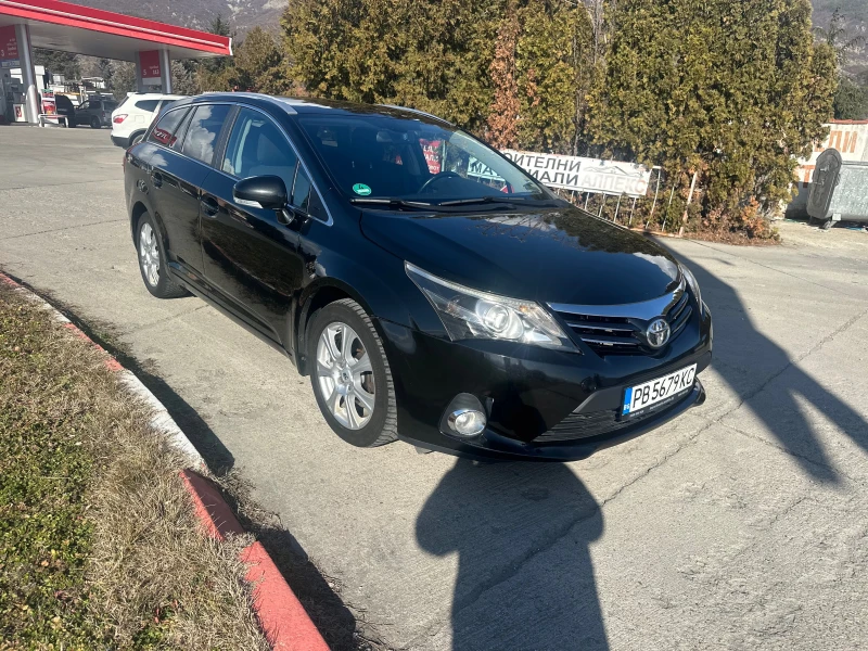 Toyota Avensis 2.2 D4D, снимка 3 - Автомобили и джипове - 48908539