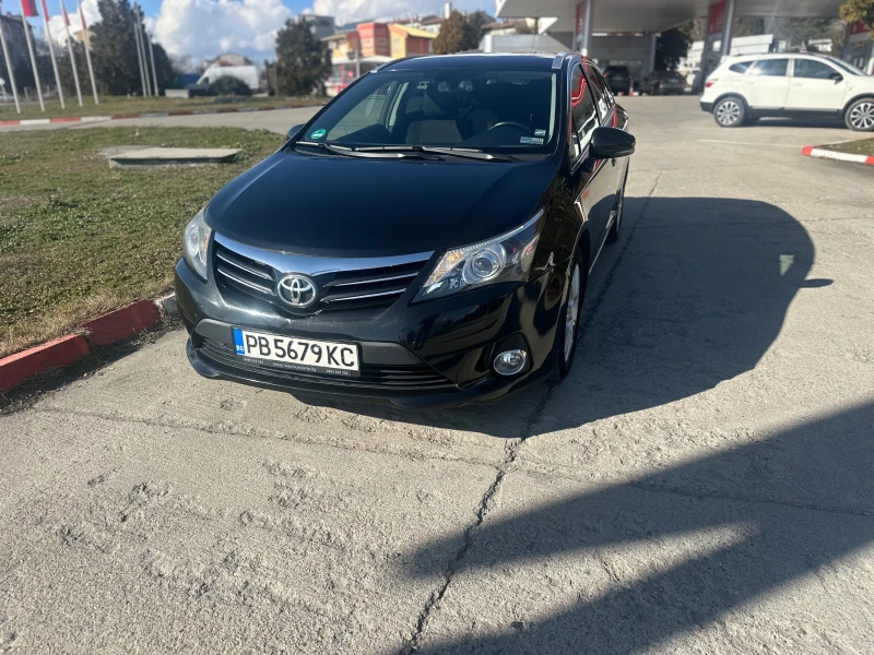 Toyota Avensis 2.2 D4D, снимка 2 - Автомобили и джипове - 48908539