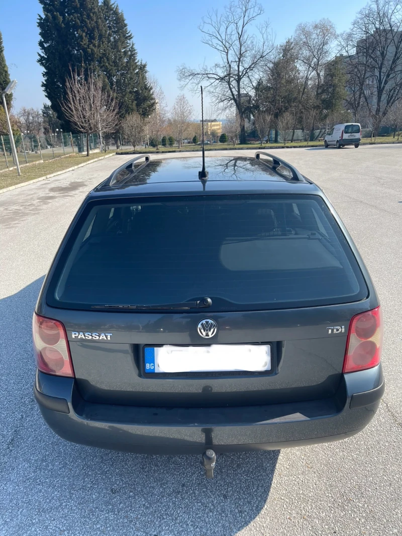 VW Passat 1.9 TDI, снимка 2 - Автомобили и джипове - 49361787