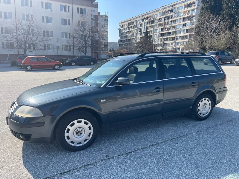 VW Passat 1.9 TDI, снимка 3 - Автомобили и джипове - 49361787