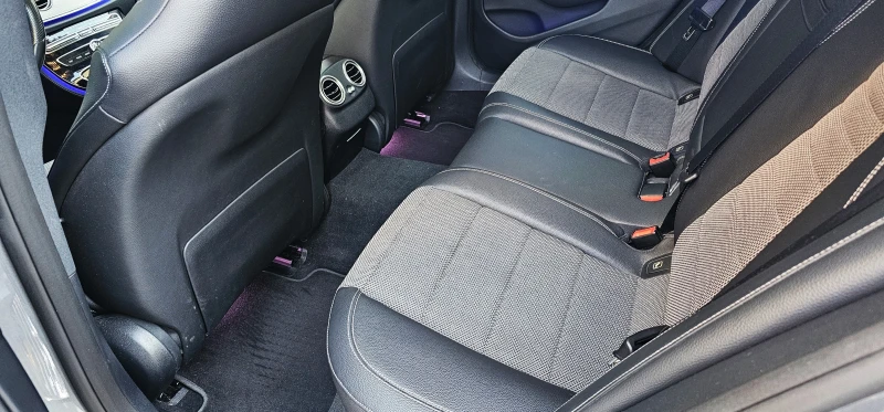 Mercedes-Benz E 220, снимка 9 - Автомобили и джипове - 51792739