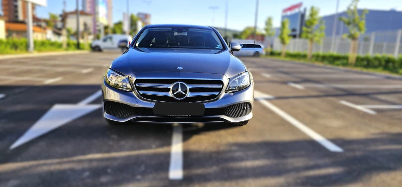 Mercedes-Benz E 220