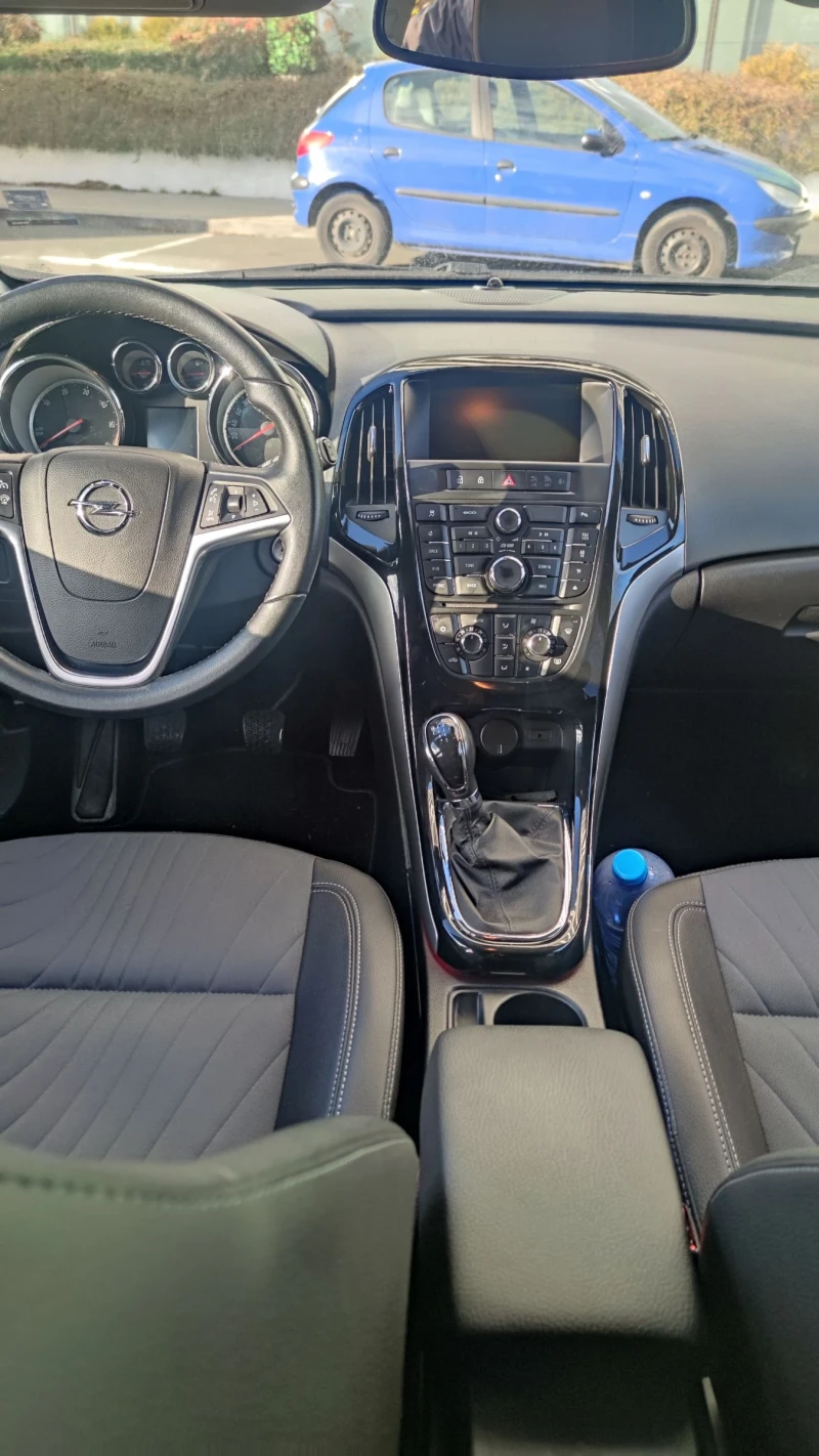 Opel Astra 1.3cdti 95, снимка 4 - Автомобили и джипове - 52022238