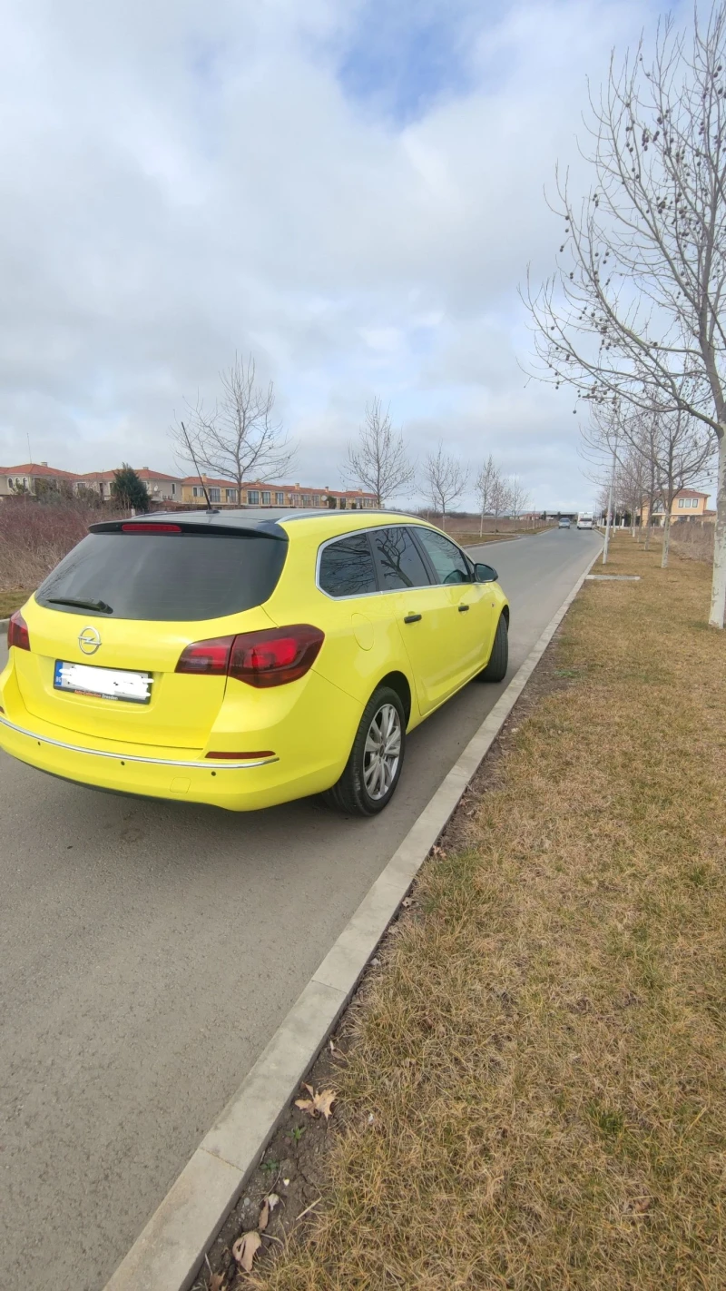 Opel Astra 1.3cdti 95, снимка 2 - Автомобили и джипове - 52022238