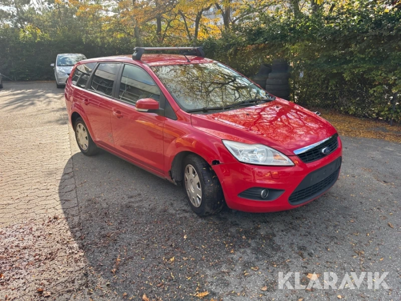 Ford Focus Van 1, 6 TDSI, снимка 6 - Автомобили и джипове - 52215418