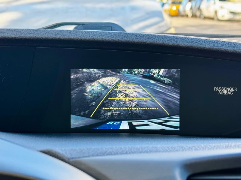 Honda Civic 1.8i-VTec / Автоматик / Швейцария, снимка 16 - Автомобили и джипове - 53061975