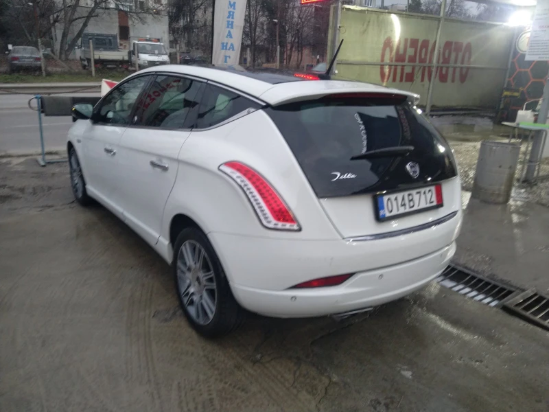Lancia Delta 1, 4 АГу, снимка 3 - Автомобили и джипове - 53283722