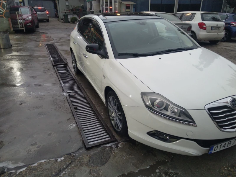 Lancia Delta 1, 4 АГу, снимка 7 - Автомобили и джипове - 53283722