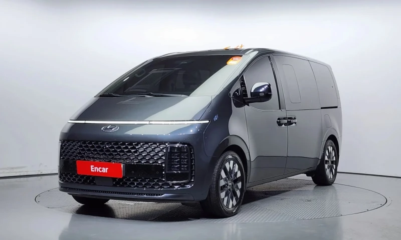 Hyundai Staria L3.5 Lounge 7 - 51100 лв. - 68456170 1