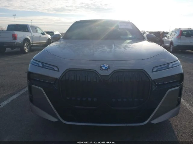 BMW 740, снимка 6 - Автомобили и джипове - 53651238