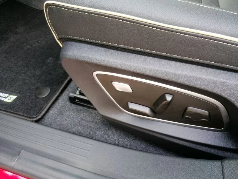 Renault Megane НОВ!/E-TECH/218HP/ICONIC/EV60/360/DIGI/H.PUMP/893g, снимка 14 - Автомобили и джипове - 53780347