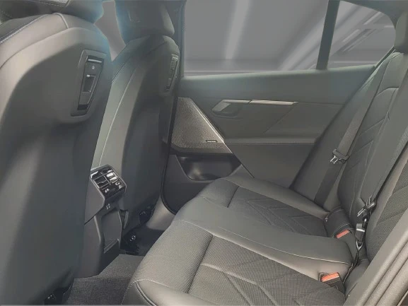 BMW 530 e = M-Sport = Гаранция, снимка 9 - Автомобили и джипове - 55890161