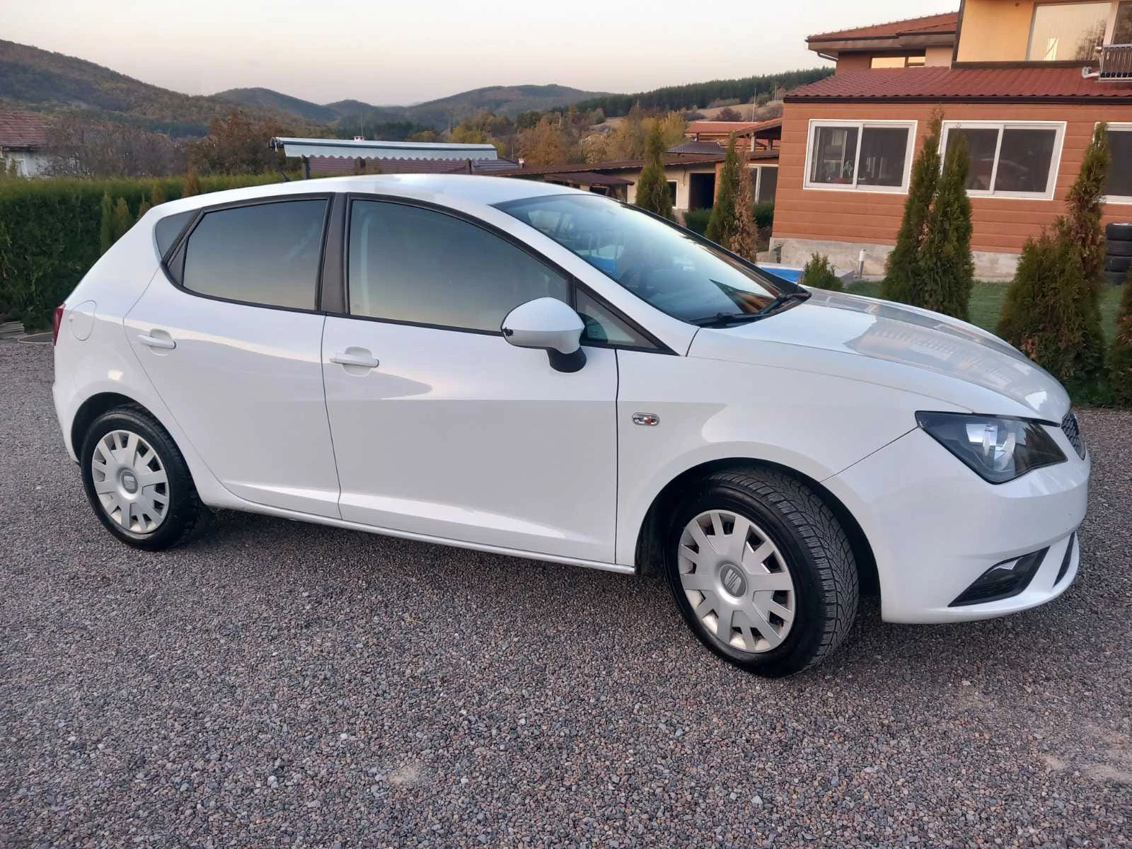 Seat Ibiza 1.2TSI-FACELIFT - изображение 8