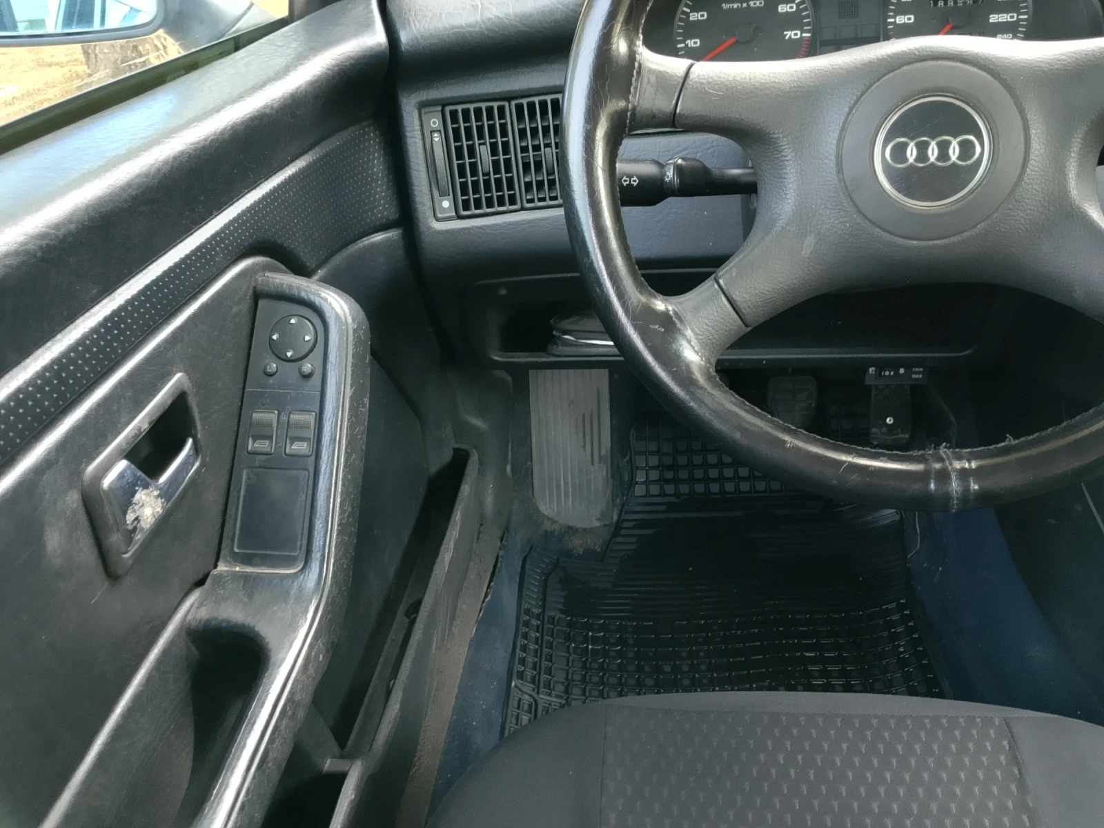 Audi 80 1.6 i - изображение 7