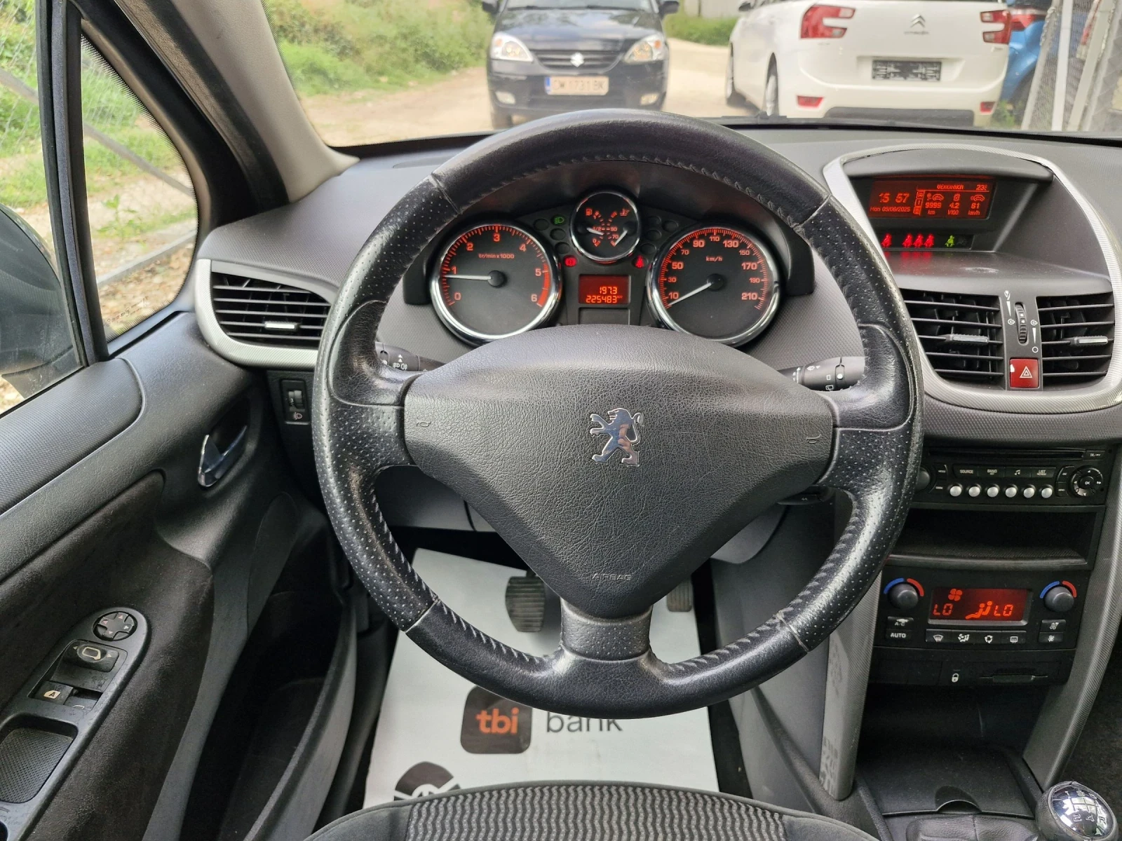 Peugeot 207 1.6 HDi 90 к.с. Панорама, Климатроник  - изображение 9