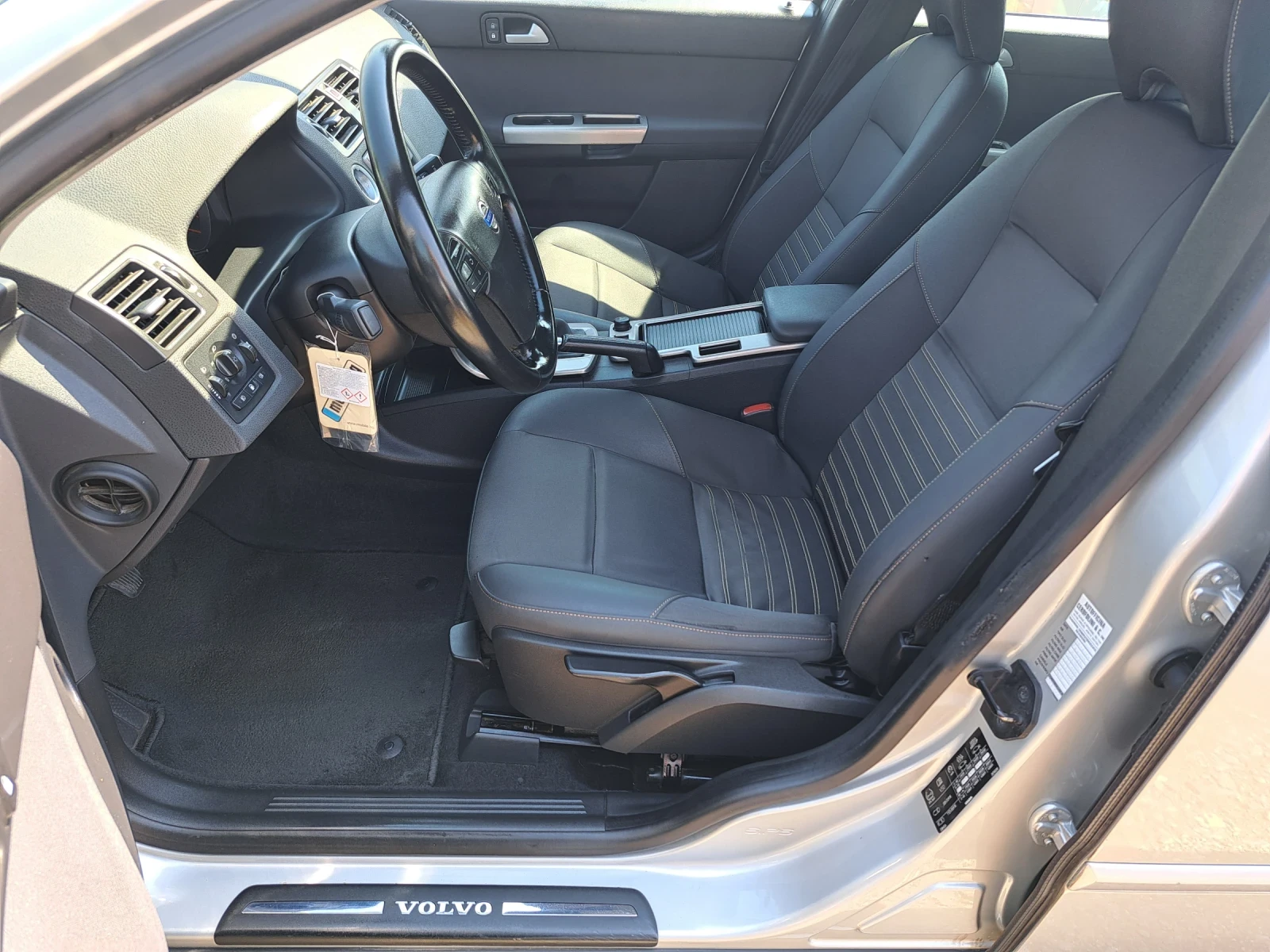 Volvo V50 2.0D 136p.s.FACE .TITANIUM  - изображение 5