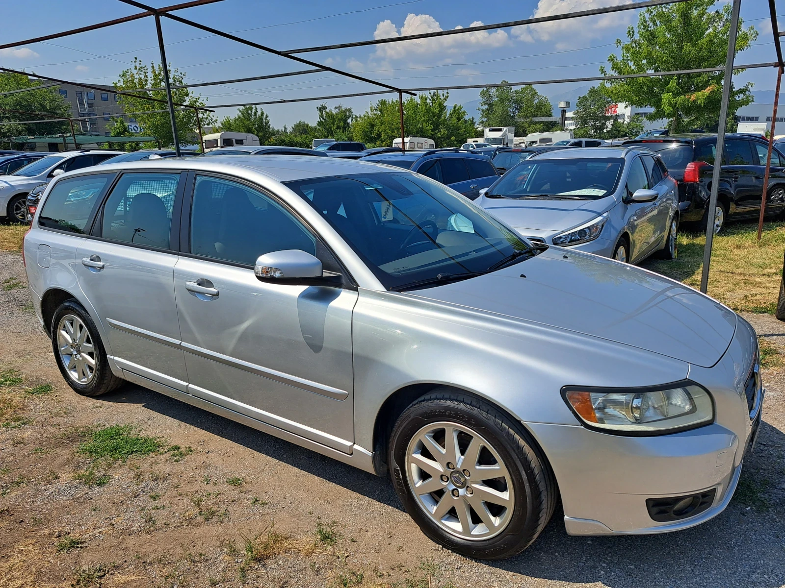 Volvo V50 2.0D 136p.s.FACE .TITANIUM  - изображение 2