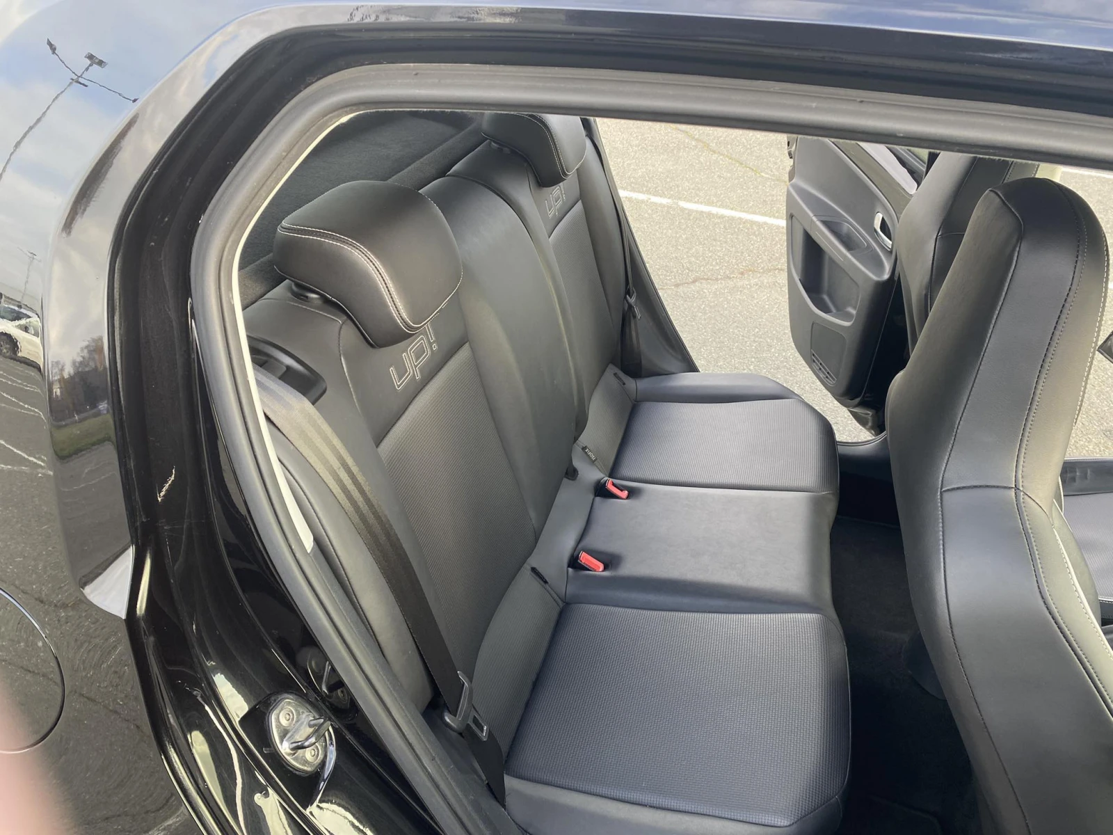 VW Up 1.0 MPI(75кс) Black Up, Navi, PDC - изображение 10