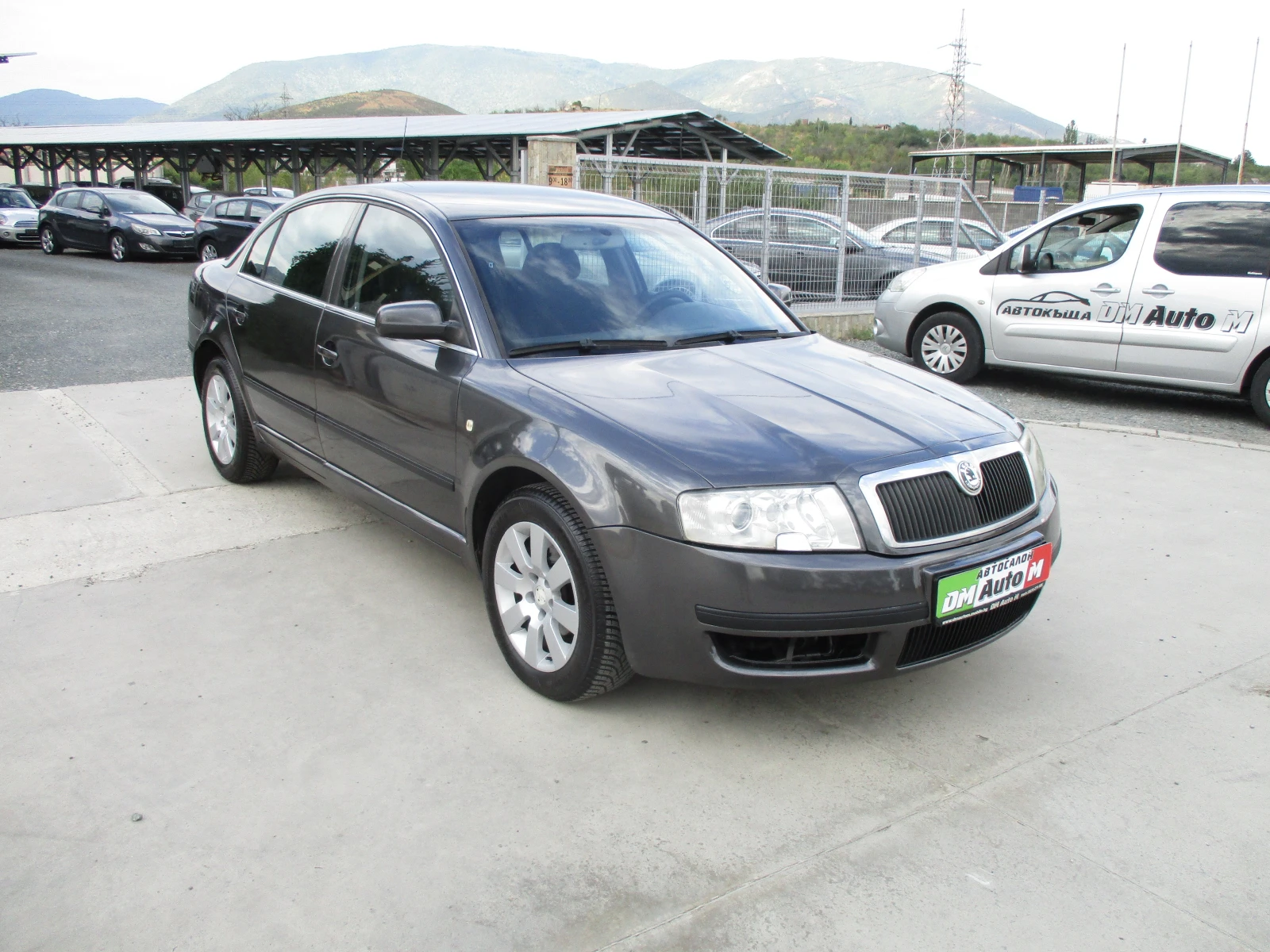 Skoda Superb 1.9 TDI/131кс./KATO НОВА - изображение 2