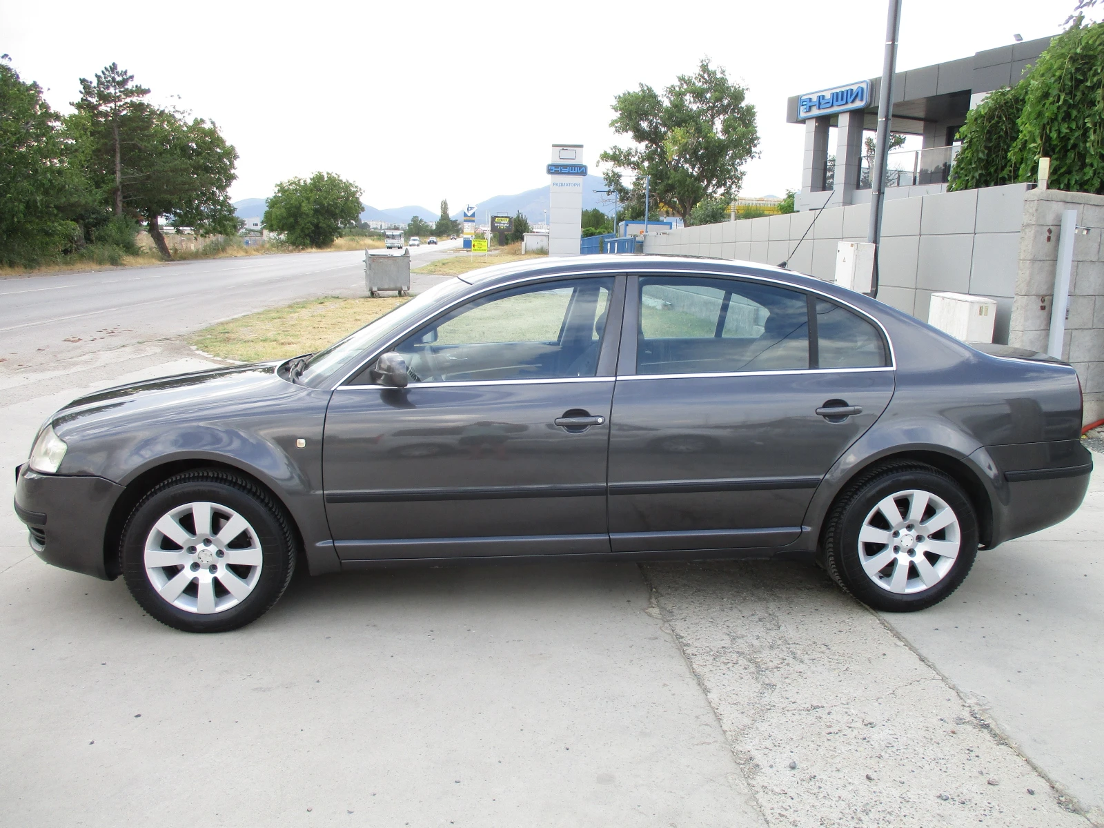 Skoda Superb 1.9 TDI/131кс./KATO НОВА - изображение 7